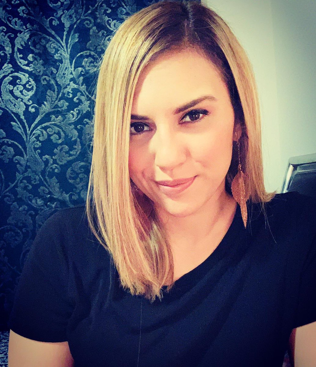 Multimediosusa's tweet photo. Feliz Domingo de nuestra presentadora @geraldine_ce del programa @entre_nostv #quedateencasa #todossomoshouston #elcanalquetodosvemos https://t.co/gzxAGCl0Xc
