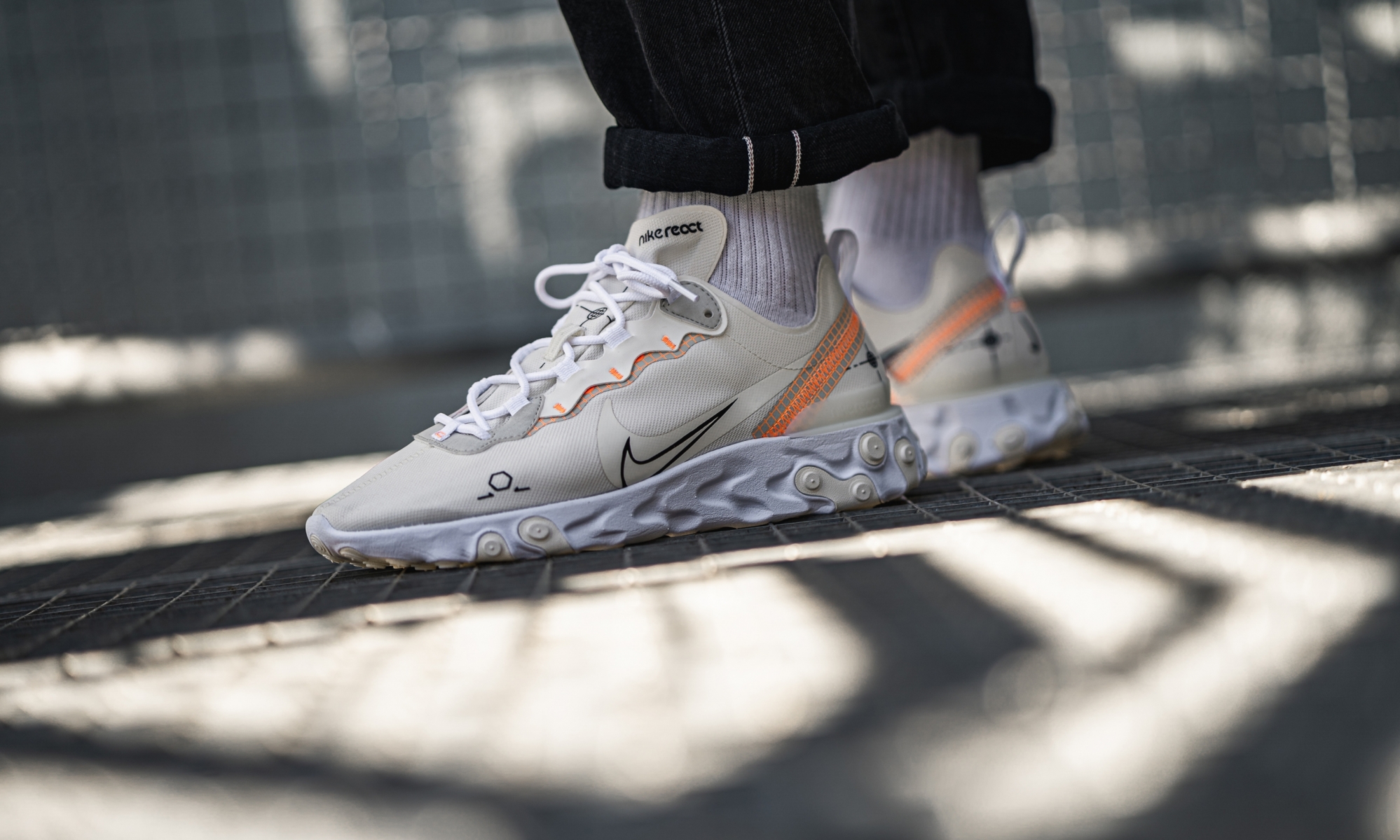 Onhandig Komkommer Klas Kicks Deals Canada on Twitter: "Your perfect companion for the summer, you  won't want to overlook this great new "Sail/Light Bone" colourway of the  Nike React Element 55 that can now be