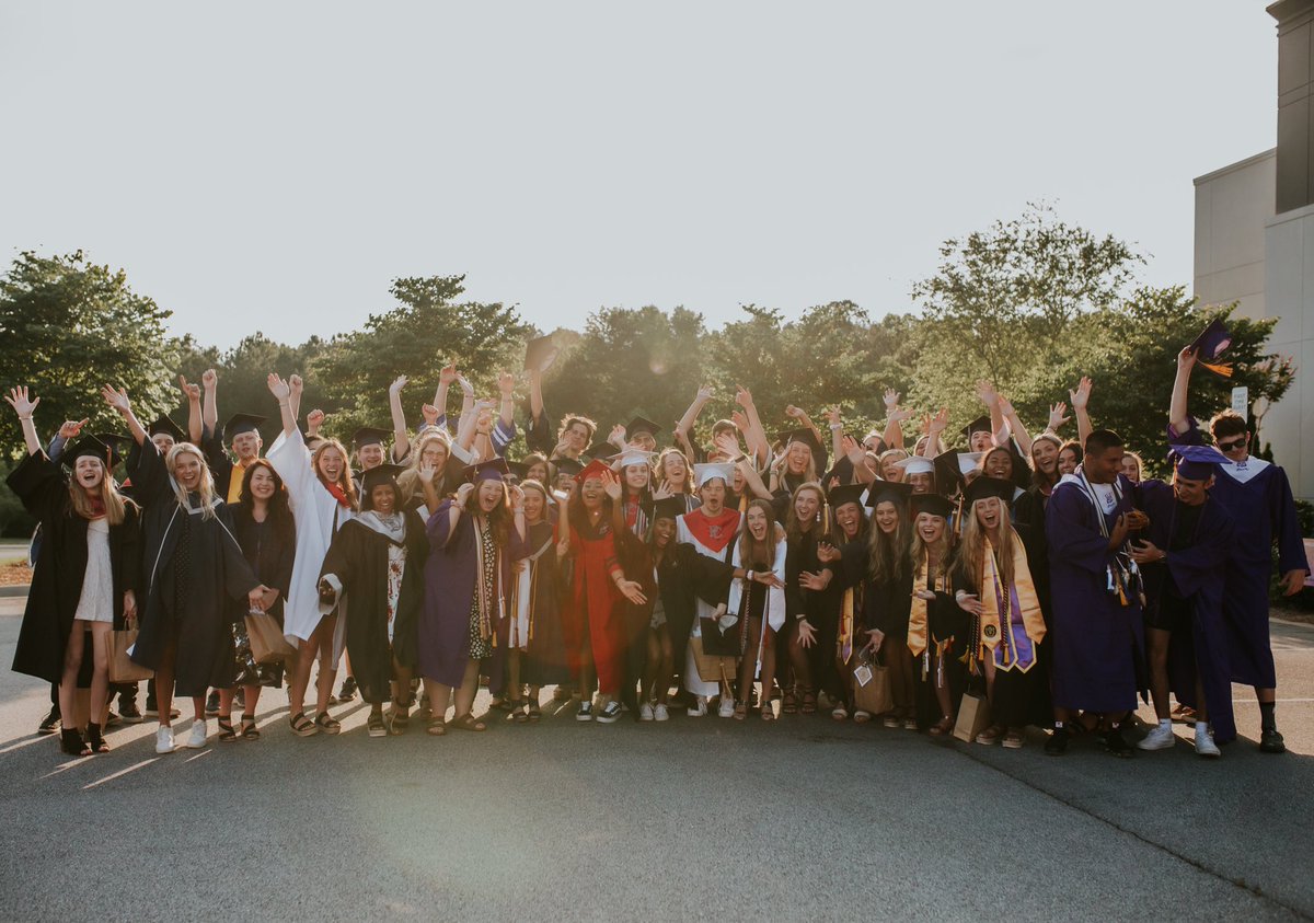 WRCstudents's tweet photo. Class of 2020, we’re so proud of you. We love you. And we can’t wait to see all that God has in store for each and every one of you in the years to come. Keep your head up. The best is yet to come! 🎉🎓 https://t.co/XHDwsUfI6B