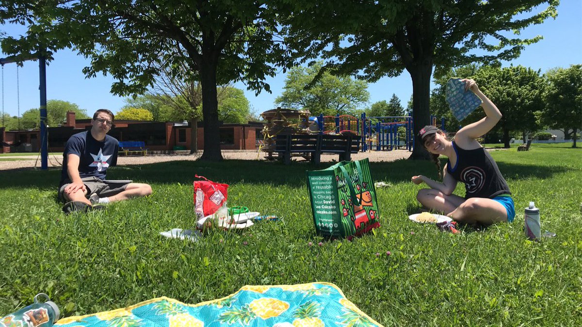 DgsEac's tweet photo. The old Cap&amp;Trade team got back together for a quick picnic! #dgspride https://t.co/mLxiJaZ5vF