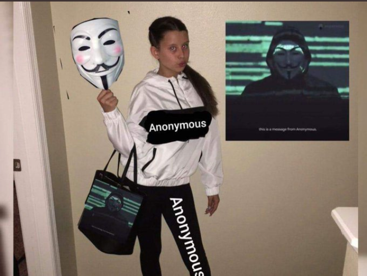 Marisol14153801's tweet photo. #Anonymous
Yo de pequeña creyendo que Anonymous era malo.//
Yo ahora. https://t.co/FE5HI11Rkp