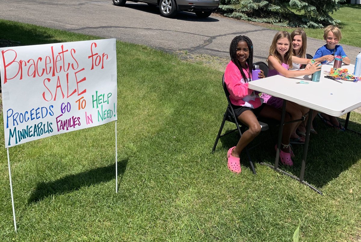 3RonJohnson's tweet photo. I’m so proud of her &amp; her friends. Doing what they can to get supplies for those in need. #JusticeForFloyd #RestoreMinneapolis https://t.co/7WS1ubOqnr