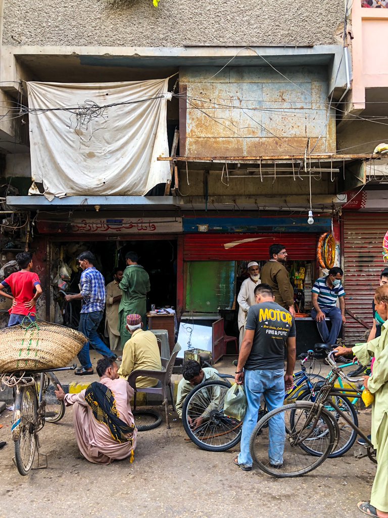 Or that the OG pioneers of cycling in Karachi are not the trendy shops in DHA but the Cycle Market along Kutchery Road in Gari Khata, forever seen as a nuisance, and never an asset. (4/5)