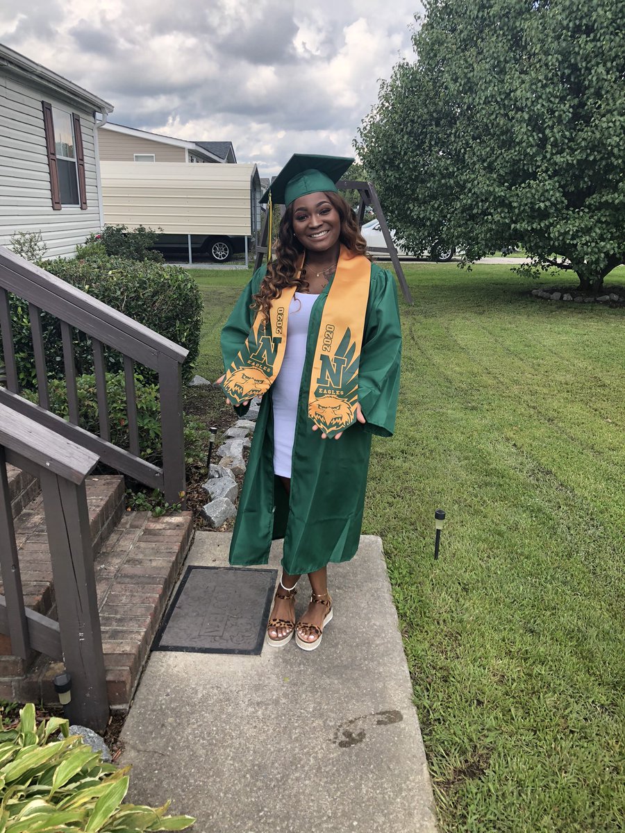 TeeHolley's tweet photo. next stop .. durham 🦅 #nccu24 https://t.co/b1t0tT7E8S