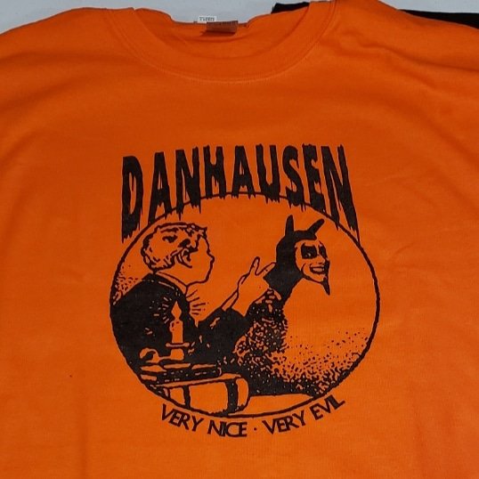DoubleHellWC's tweet photo. I personally love the orange @DanhausenAD variant the best. What about you?
 #doublehellwrestlingclub #prowrestling #doublehell #wrestlingisreal #danhausen https://t.co/5ogmOyAuah