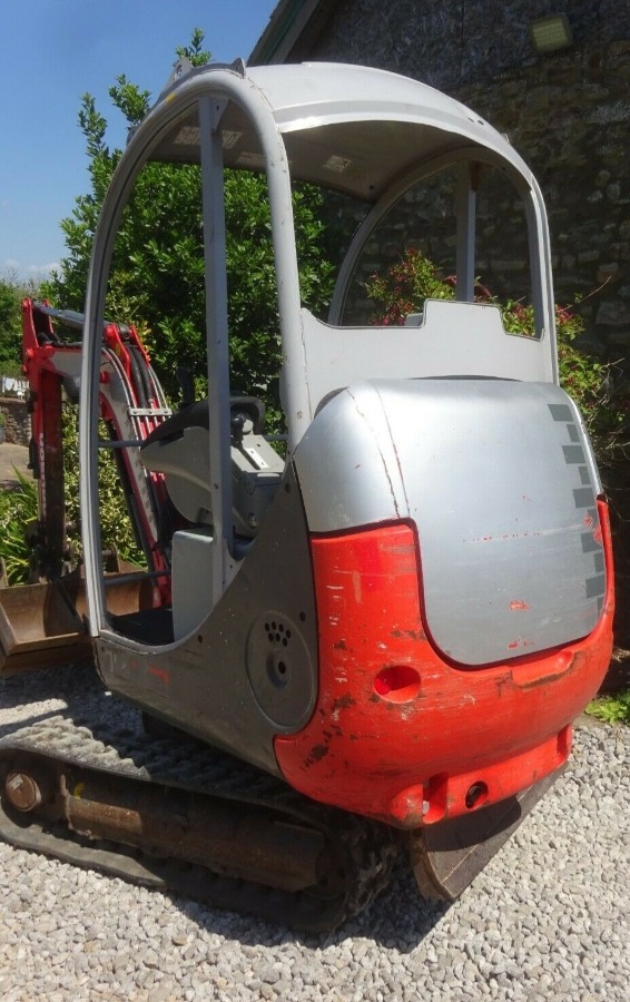 DiggerBidder's tweet photo. For sale: 2002 #Neuson 1403 (1.5 tonne) mini #excavator with 3 buckets &amp; only 1660 recorded hours.

Details: https://t.co/PazUOGE8eX https://t.co/k3TuWAv9A6