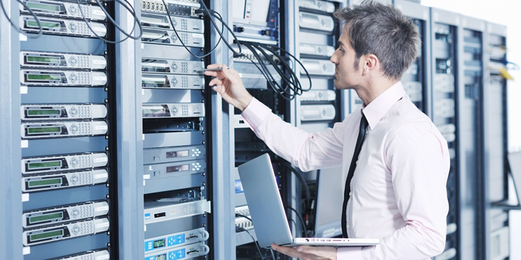 📢#ElCuartelInforma

Mantener la Seguridad de los Técnicos de Servicio y el Funcionamiento de los Centros de Datos Simultáneamente, es una de las recomendaciones que nos da #TomNation <a href="/VertivLATAM/">Vertiv</a> <a href="/Vertiv/">Vertiv</a> 

▶️bit.ly/ECVFunc