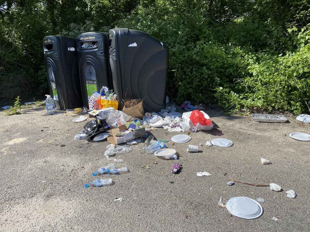 Porthcurno car park 9.00am Sunday morning and over a dozen cars that had stayed overnight. Toilet paper all over the cliff path and unauthorised camping in private fields,  locals are feeling angry, upset and intimidated, something has to be done @DerekThomasUK <a href="/CornwallCouncil/">@cornwallcouncil</a>