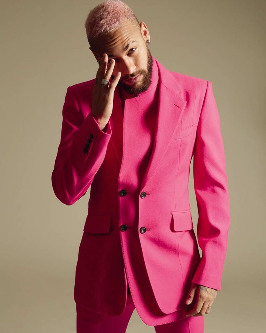 neymar pink