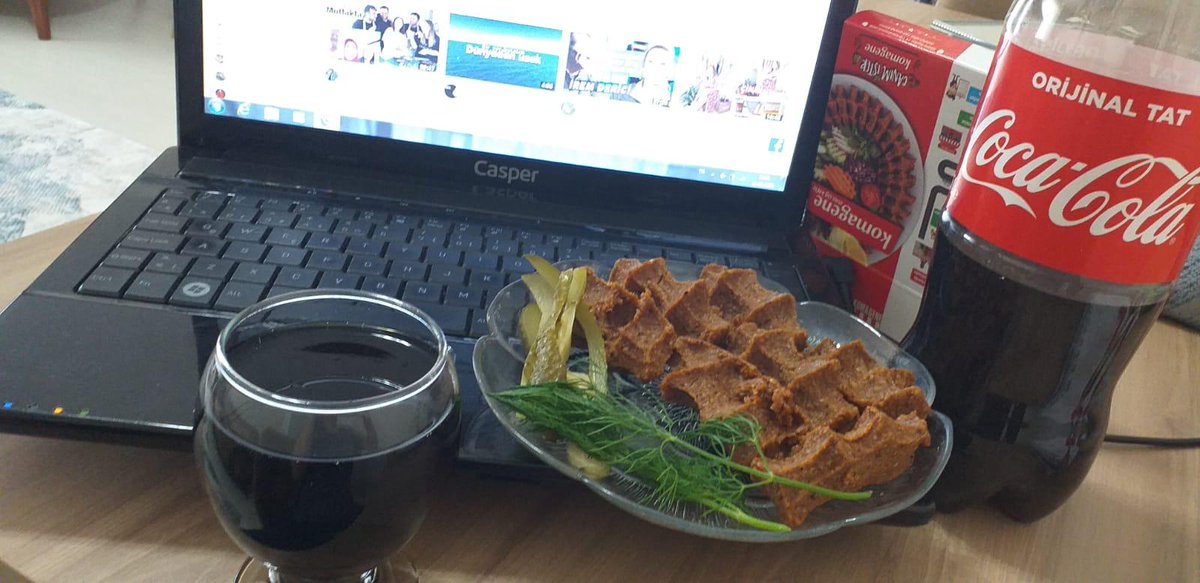 Yemeksepeti cocacola seçilmiş menülerinden alan herkese hediye internet veriyormuş👌🏻