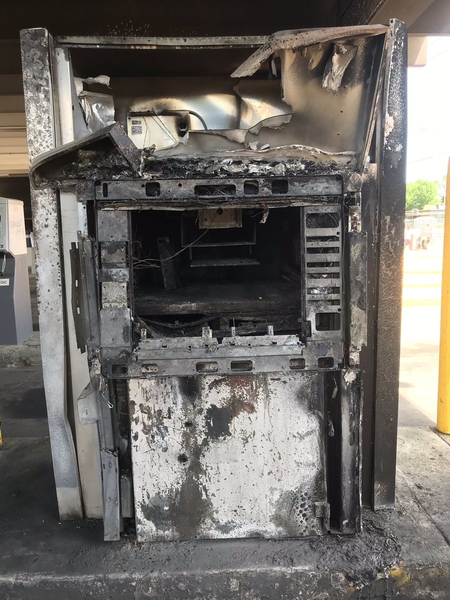 This is the same ATM I recorded people breaking into. Must be the last footage of it before it was set ablaze: