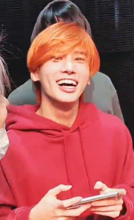 SoobinAlmond's tweet photo. lq Taehyun smiling 😢 the most beautiful thing you've seen today...

@TXT_members #태현 https://t.co/d495RqSyZW