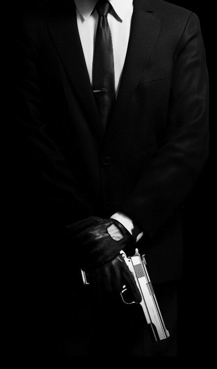 Let's be anyone but us tonight
Trade this heavy cage of bones for flight

Oh, what a noise we'll make
Drowning out our mistakes, we can't erase
This is the chance we take
We shout until our bones break, we can't replace

Son Lux, Cage of Bones

#SeductiveSunday