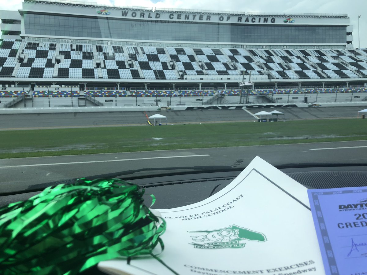 Ready to celebrate you, <a href="/fpchs2020/">FPC c/o ‘20 🐾</a> 🎓💚🏁