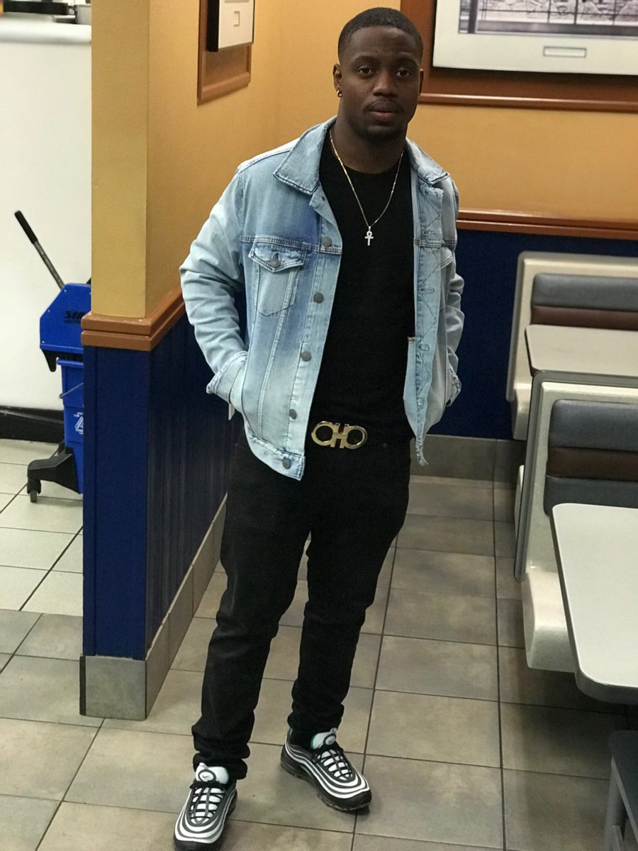 cobe_5's tweet photo. They killed Martin for dreamin' and now I can't sleep ✊🏾 https://t.co/TcMZma0Dav