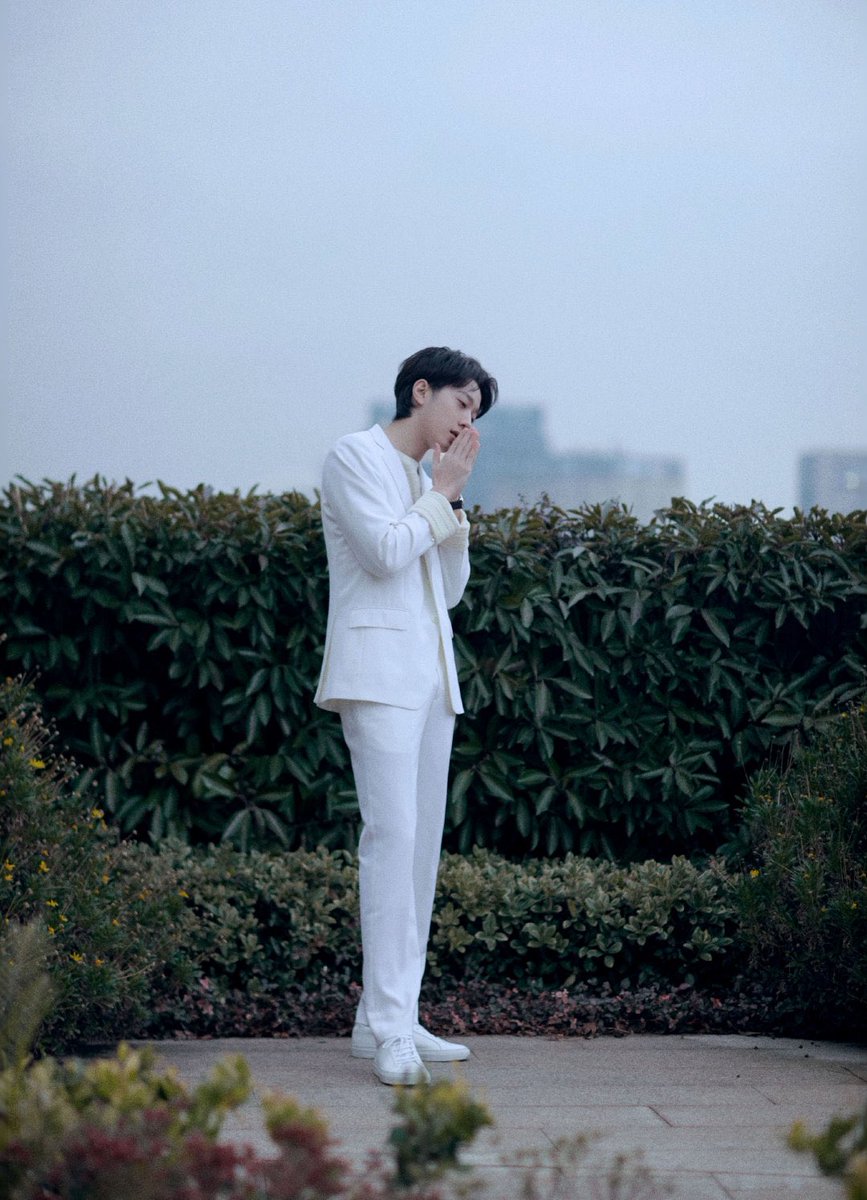 101GL's tweet image. feel the cold breeze 

#cubesunday