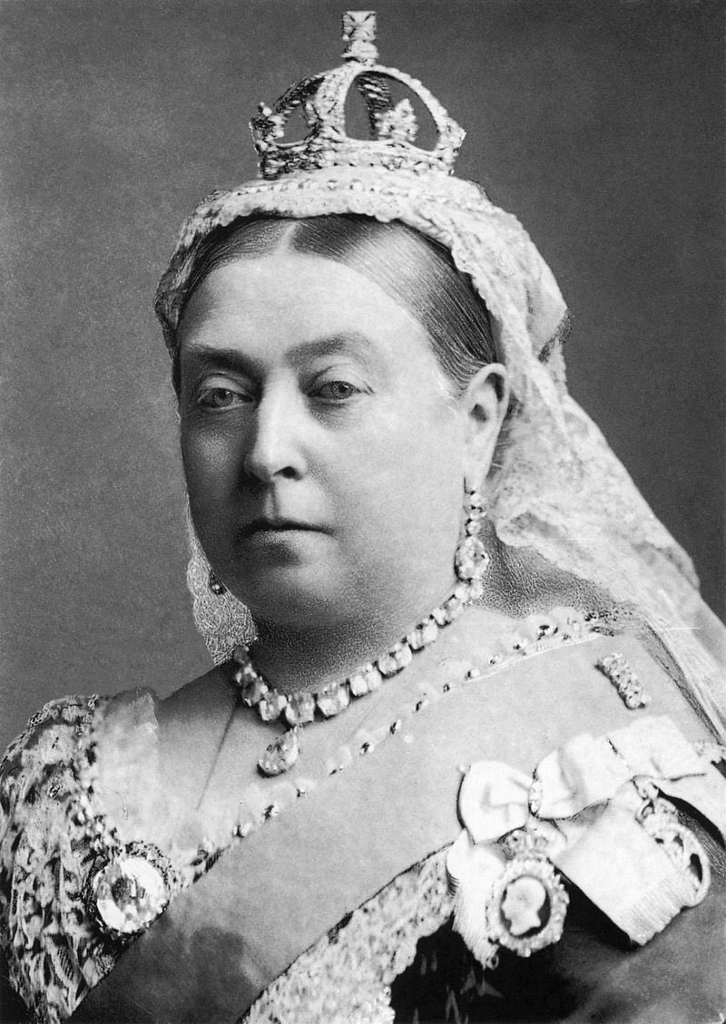 After the brutal massacre in 1857, the British possessions were brought directly under the rule of Queen Victoria, given the title of “Empress of India”. A fat lady stuffed with hypocrisy and heartbreak, she perfectly symbolized the British rule that put India to starvation.