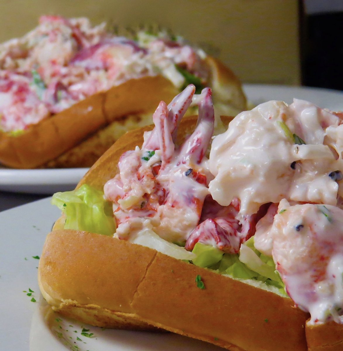 Lobster Express is doing takeout in Provincetown. Another place in town to get some great food. <a href="/PtownTourism/">Provincetown, MA</a> <a href="/PtownChamber/">Provincetown Chamber</a> <a href="/ILoveGayOutdoor/">#ILoveGay Outdoors</a> <a href="/ILoveGayPTown/">#ILoveGay PTown</a> #provincetown #myptown #lobster #summerscoming #travel #capecod