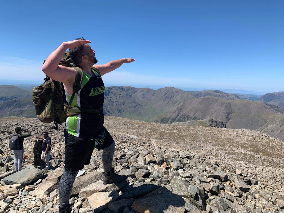 BigCheeseLogan's tweet photo. Worth the 12 hour plus Slog fuck me that was some serious graft I have done it once now and never again there you have it the highest point in England Much Love From The Big Cheese #lakedistrict #scafellpike #viewsinlife #nationaltrust #fitfam #hiking #beastmode https://t.co/28I3aofZTc