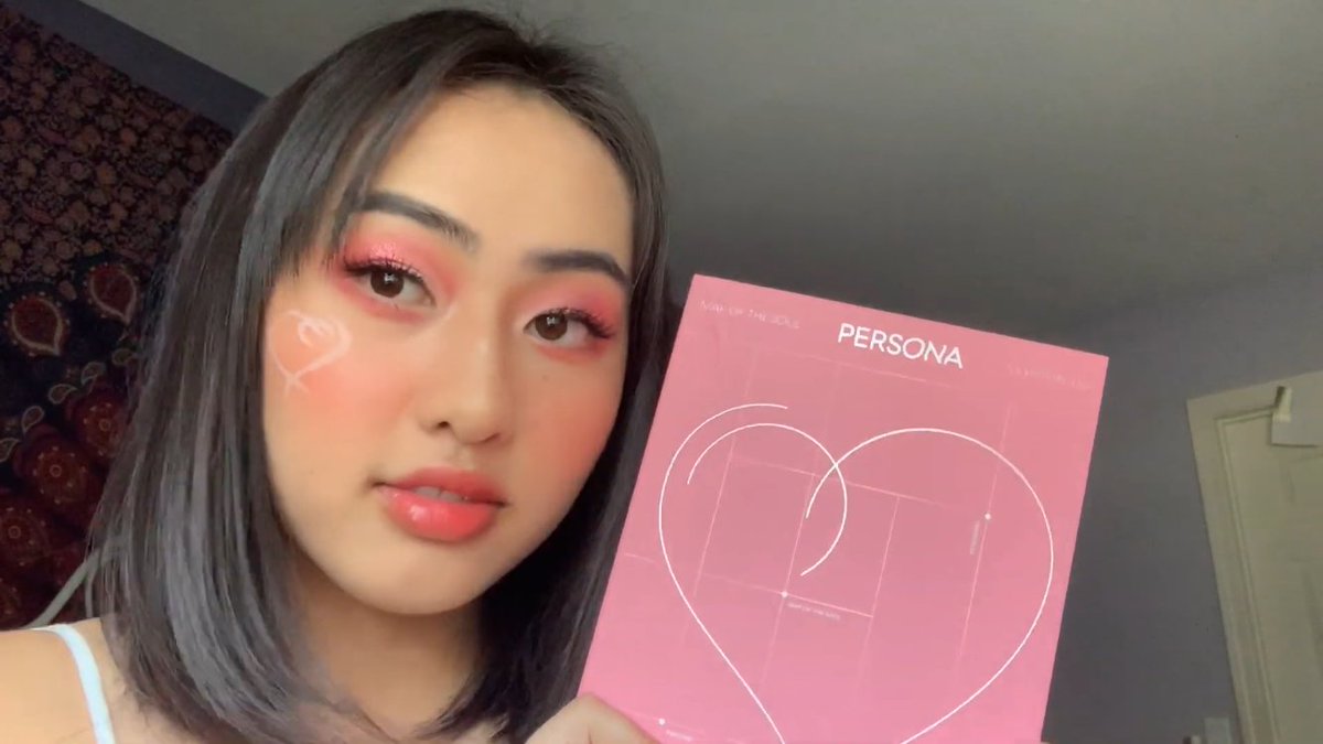 btsarmyyucatan's tweet photo. 🎉 #BTSFESTAYUCATAN2020 🎉
Un maquillaje inspirado en BTS 💜
💕 ¿Qué te parece? 💞
Si te gusta maquillarte muestranos tu trabajo participando en nuestro "Concurso de maquillaje"
Cr. @cassiethr
#BTS #army @BTS_twt #btsxarmy #BTSArmy #makeupBTS https://t.co/j7JfyrtO9x