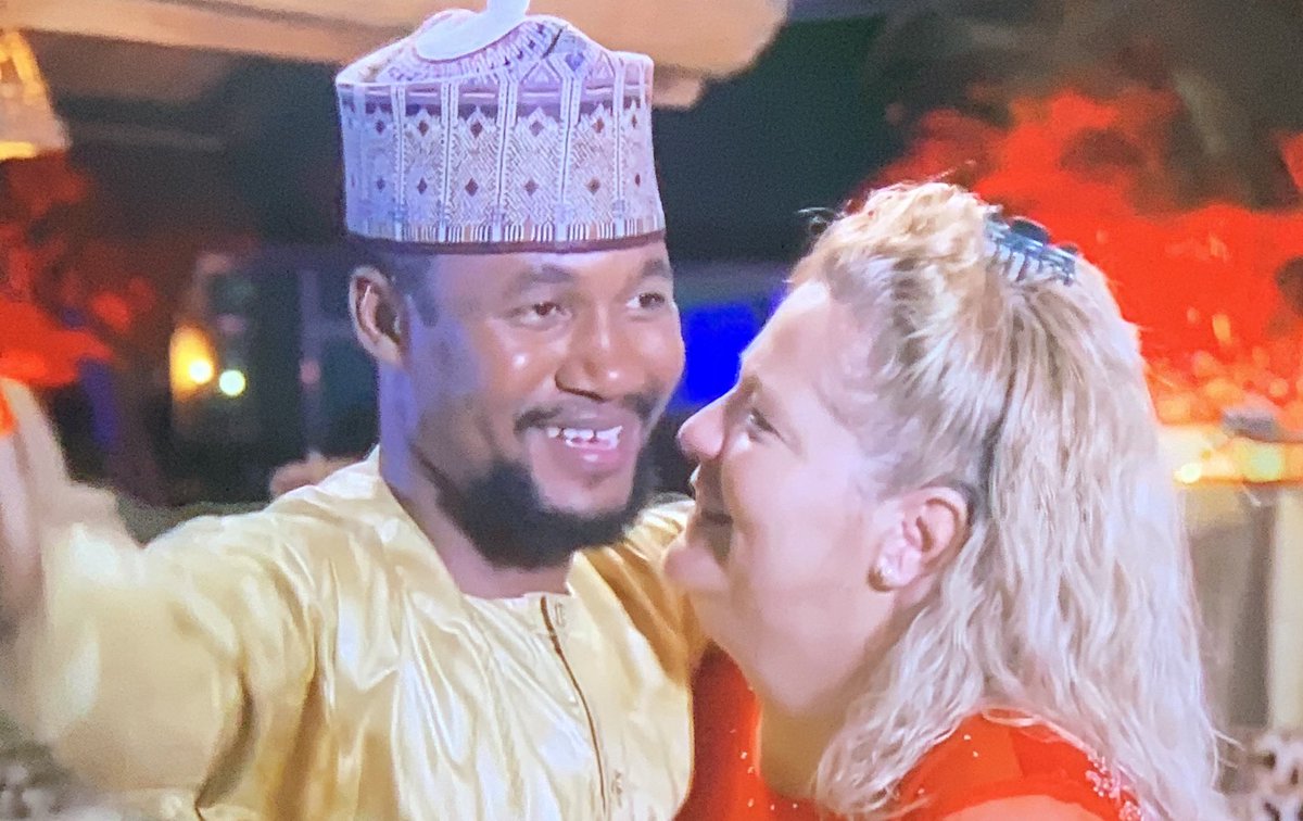 kamalamabam's tweet photo. Just IMAGINE wearing a hair clip on your wedding day. 
#90DayFiance https://t.co/G2rtNE9Fgk