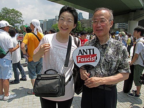 Zqjf3's tweet photo. #ANTIFA 
テロリストですやん🤢 https://t.co/r6LToLudyh