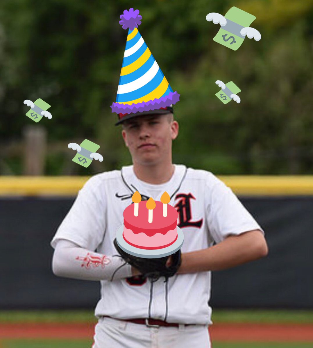MiniBallLeague1's tweet photo. Happiest of birthdays to one of the pioneers of the MBL.  A sharpshooter feared by all is a day one in the league! Averaging 10.25pts 2.37reb 2.5ast for his career.. it’s @Zpanny9 !!! https://t.co/qldiDEE7mB