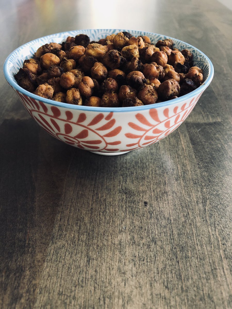 CTarantino8's tweet photo. Check out my nutrition instagram page @saltandpeppr for nutrition tips, recipes, and aesthetically pleasing food pics 🍴 https://t.co/qKq9lu6hJ1