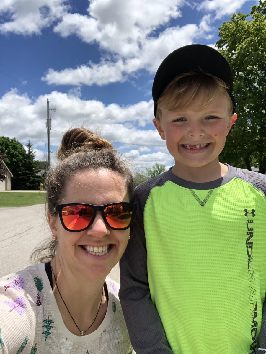 svax2's tweet photo. #makeCFhistory beauty day for the CF walk @CFCanada #fucf https://t.co/p2goHAVR9O