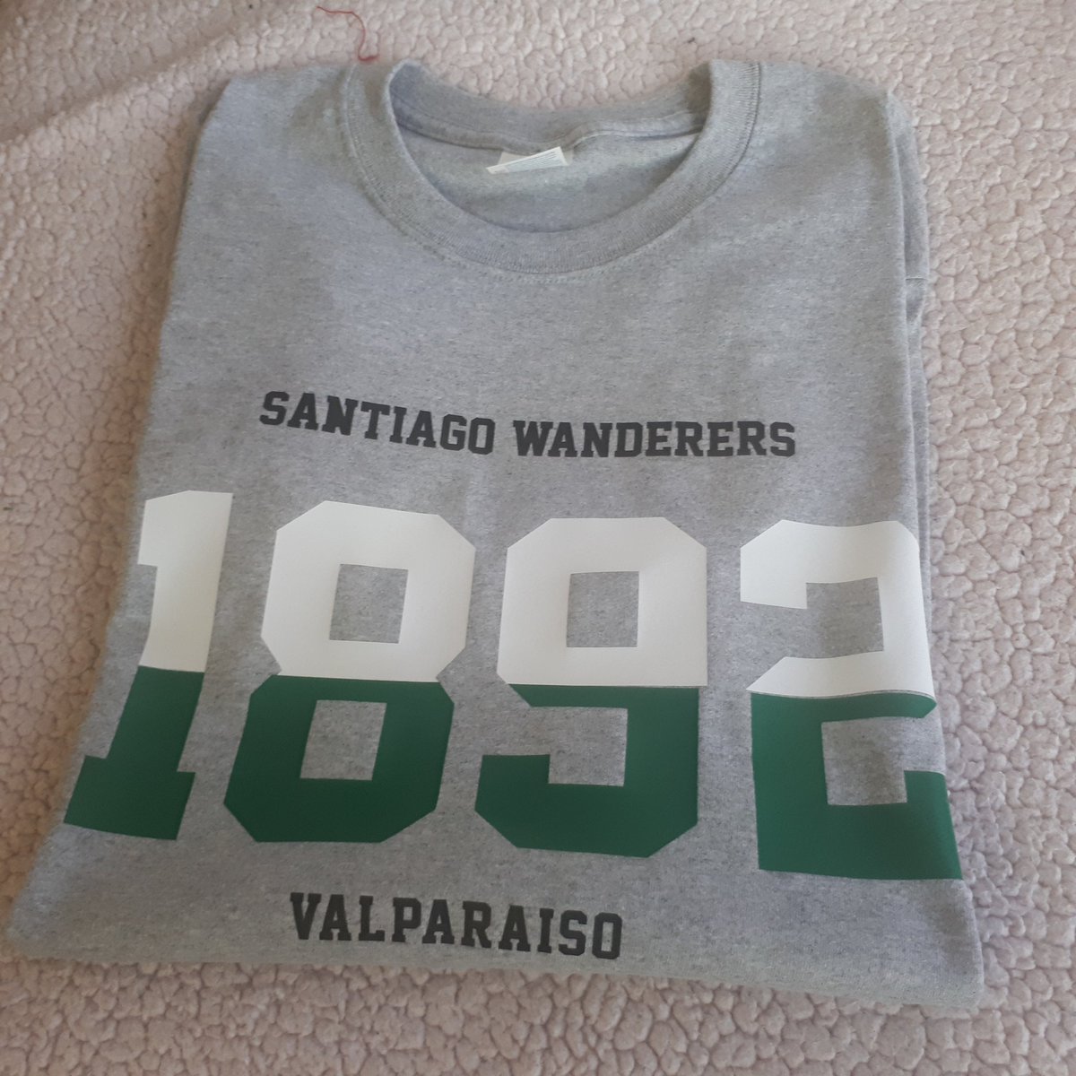 TiendaDecano's tweet photo. Especial Día del Padre
Poleras manga larga
Polerones canguro
Polerones cuello redondo
Desde $8.000
#ropadecano
Contacto al +56988388763 https://t.co/8PgUTGYXWN