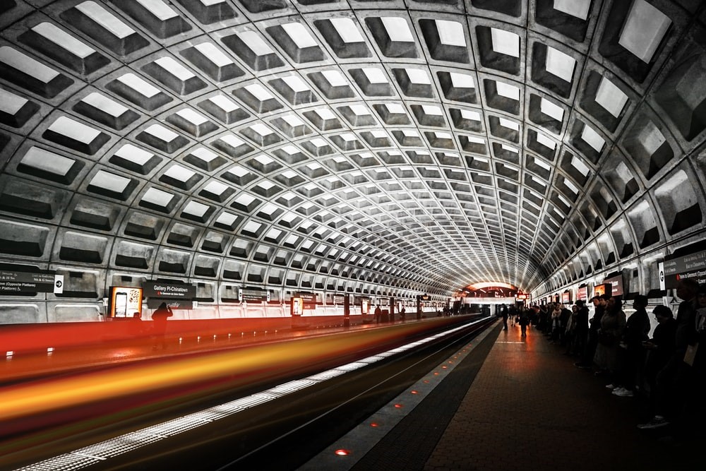 covidclassvcu's tweet photo. Restarting your commute? Remember to practice social distancing on Metro platforms and bus stops as well as on trains and buses. Avoid touching handrails. Bring sanitizing wipes with you. Here are more tips: https://t.co/ZyH9Lb1Xx9 @CDCgov #commutedc #VCUCOVID19comm https://t.co/2wwzsglhqW