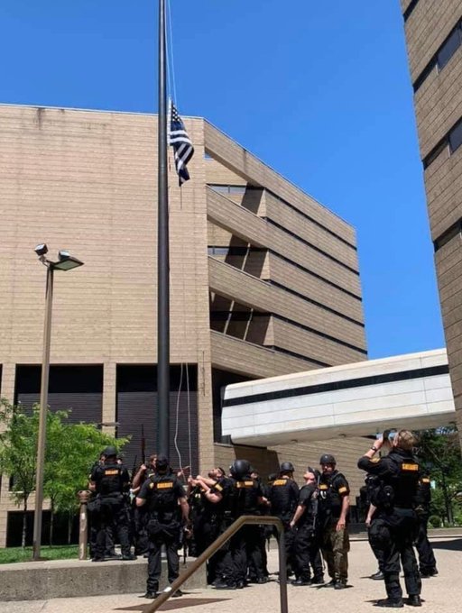 View image on Twitter