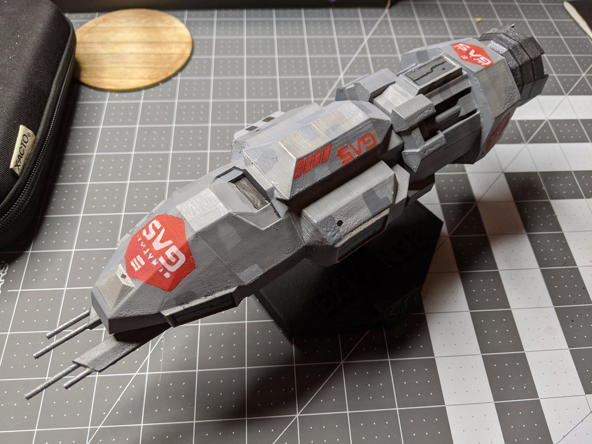 MdrnMakerNinja's tweet photo. The Roci is done! I used the cricut machine to cut out the logo as a stencil on cardstock and wham! One detailed model 👌 #3Dprinting to #painting ! https://t.co/ufbgr2Y4Pb