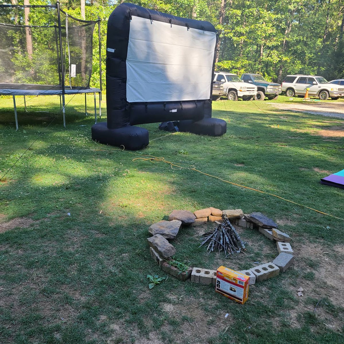 Heather_barton9's tweet photo. When the GRANDS want to go camping......you do it up right!! #gangam #campout #smoresbythefire #mygrands https://t.co/oF7Vh1plgo