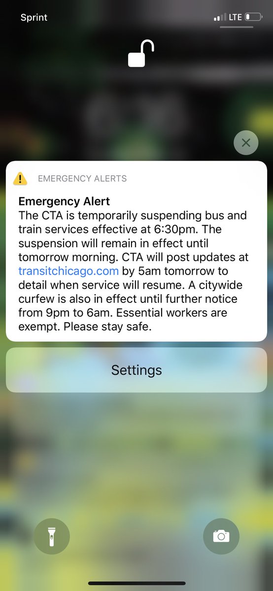 jeeeezpeej's tweet image. Chicago is on curfew again. No trains or buses this time. This is the fifth Purge movie and it sucks dick. Biiiiiiiig dick.#ChicagoProtests