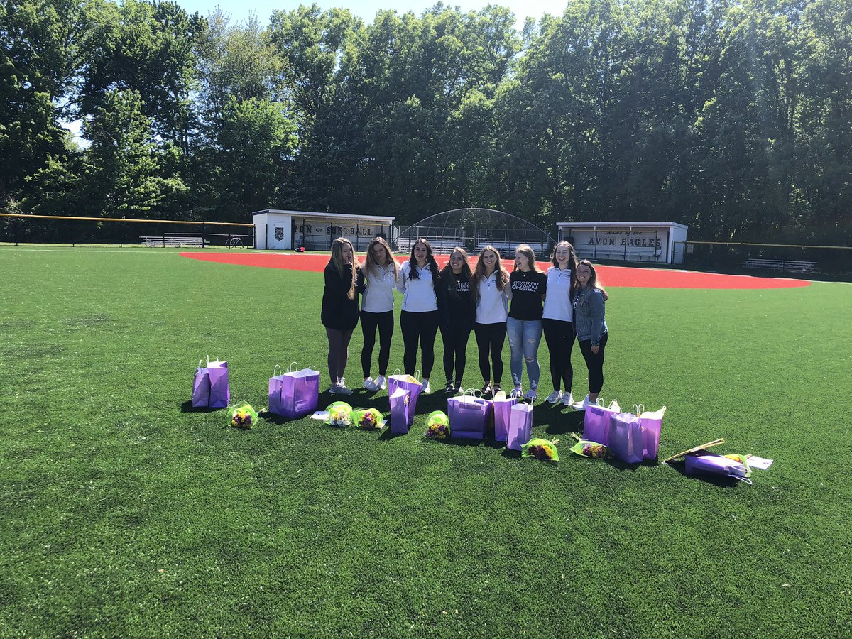 Avon Eagles Softball tweet media