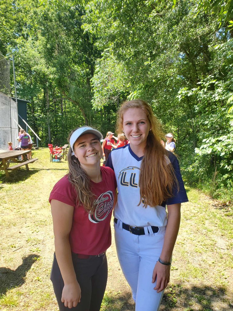 Excited to be back on the field with my girls, and meeting future teammates! <a href="/EliteWebster/">Carolina Elite-Webster</a> <a href="/LMC_Softball/">Lees-McRae Softball</a> <a href="/mirandaa_maee/">Miranda Holmes</a>