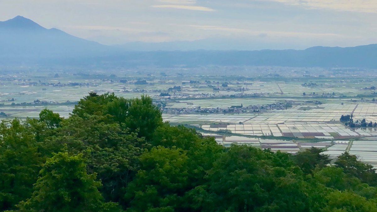 花子 登販 夜勤専属 朝霧の会津盆地 開園した蓋沼森林公園より この美しさiphone撮影と撮影技術不足で伝えきれないのがもどかしい 会津盆地 田園風景 水田