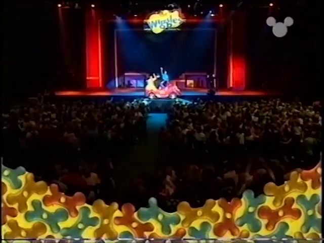 time_roblox's tweet photo. @GregPage_Yellow hi Greg my name is leymo and I just have two questions at that Big Show you guys did in 1997 / 1998 what was the real reason Jeff became the driver again all of a sudden and what happened in the we like to say hello song played at the Big Show. https://t.co/lAdMSk7vtc