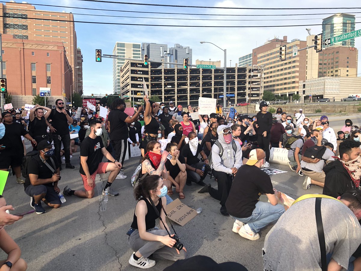 Protesters take a knee in Fort Worth after an hour of marching for  #georgefloyd