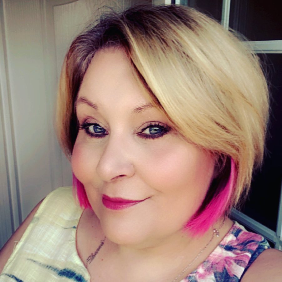 SharonCopperwh1's tweet photo. Just me 🥰 https://t.co/7kQbLcydq7