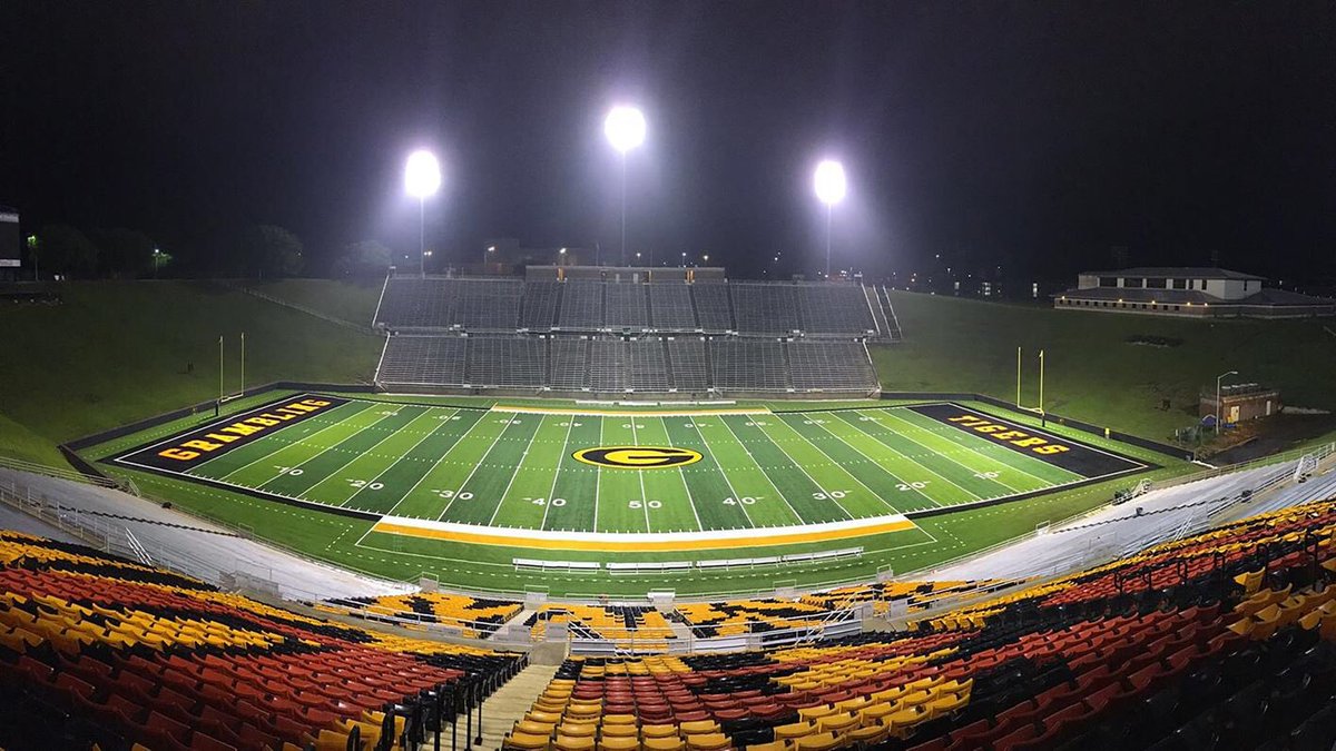 I am blessed to receive an offer from Grambling State University!!! @CoachDaleDunlap @everetttodd1 @johnvarlas @_KhariThompson @CBHS_Football @GSU_TIGERS