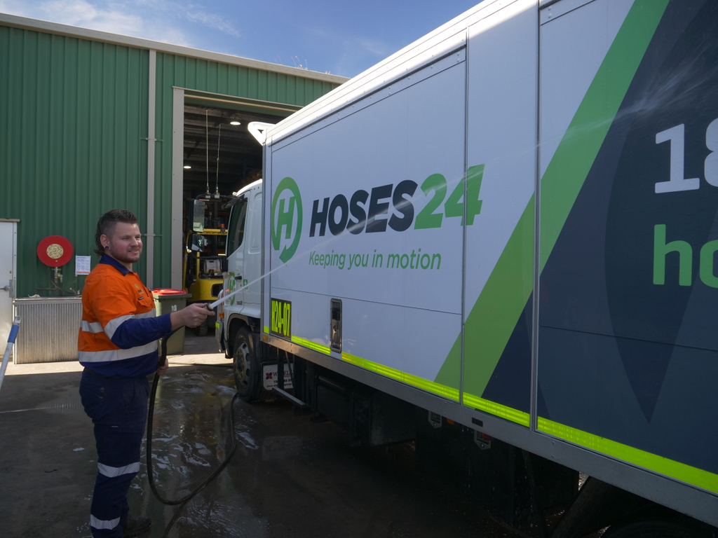hoses24's tweet photo. Attitude breeds success and when we hire, one of the key ingredients we look out for is an 'Attitude' that fits in with our culture and the environment we've all created. https://t.co/S1SToeVenG