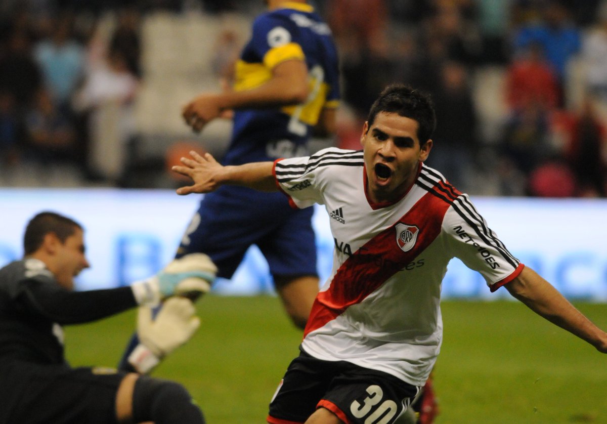 📍 Estadio Azteca 🇲🇽

#UnDíaComoHoy, en 2014, River vencía a Boca por penales y se quedaba con la Copa BBVA para cerrar un semestre perfecto 🏆

👋🏼 En su último partido con el Más Grande, <a href="/28loboledesma/">Lobo Ledesma</a> se llevaba el cariño y reconocimiento de todos ⚽✨