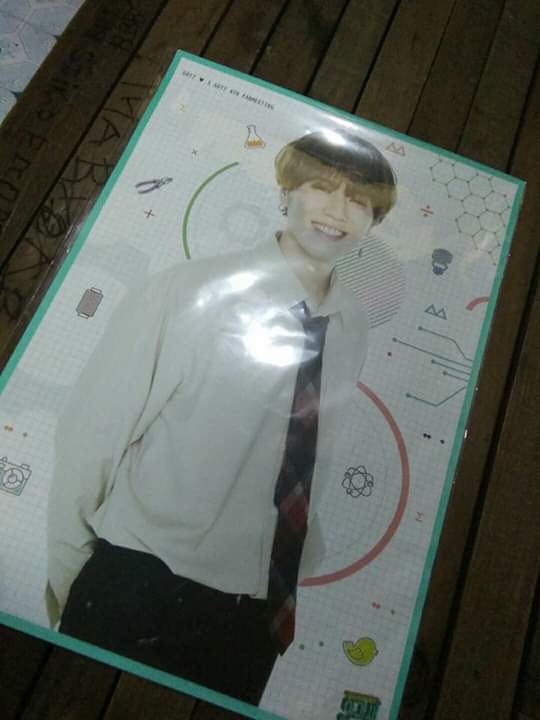 4th gen bromide of gyeom - i was looking for a mark bromide, but i cant find one and i found him from a random seller on fb making him the last one that was not sold yet. - it was damaged, but i bought it cos the price was affordable and i was just selling popcorns that time 
