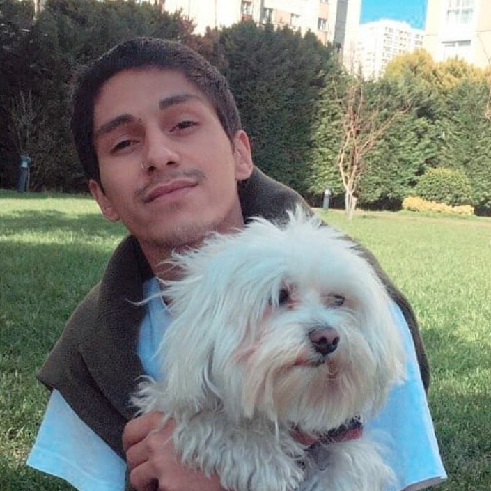 Hayır Kızlar Ben Daha Tatlıyım . ;)