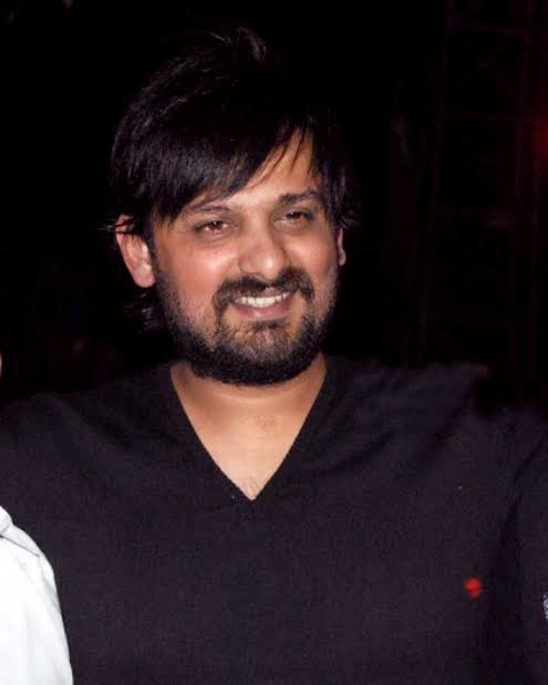 India has lost one of the best voice... Celebrated  music composer #wajidkhan of the duo sorrow Wajid passed away at the age of 42..He was suffering from covid -19..and throut infection.. 
#RIPWajidSir 
#bestcomposer
#At42age 
🙏🙏🙏😔😔😔