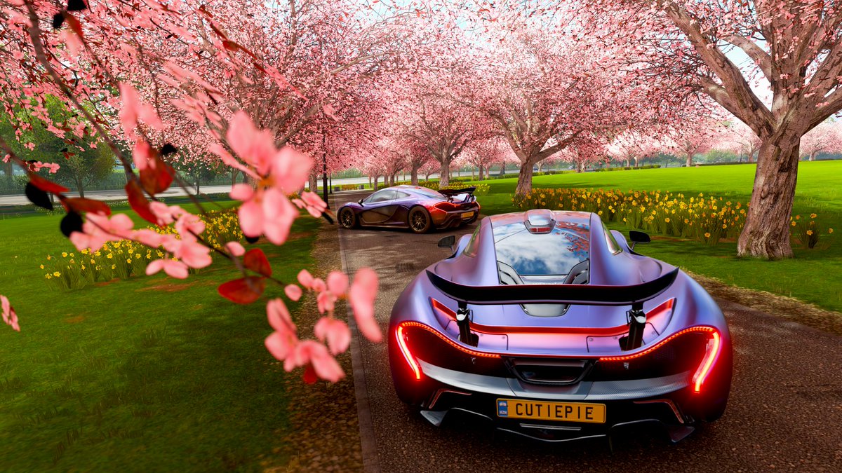 Emmanuelle0219's tweet photo. #ForzaHorizon4 #XboxShare #McLarenP1 https://t.co/SMdE94XUQ3
