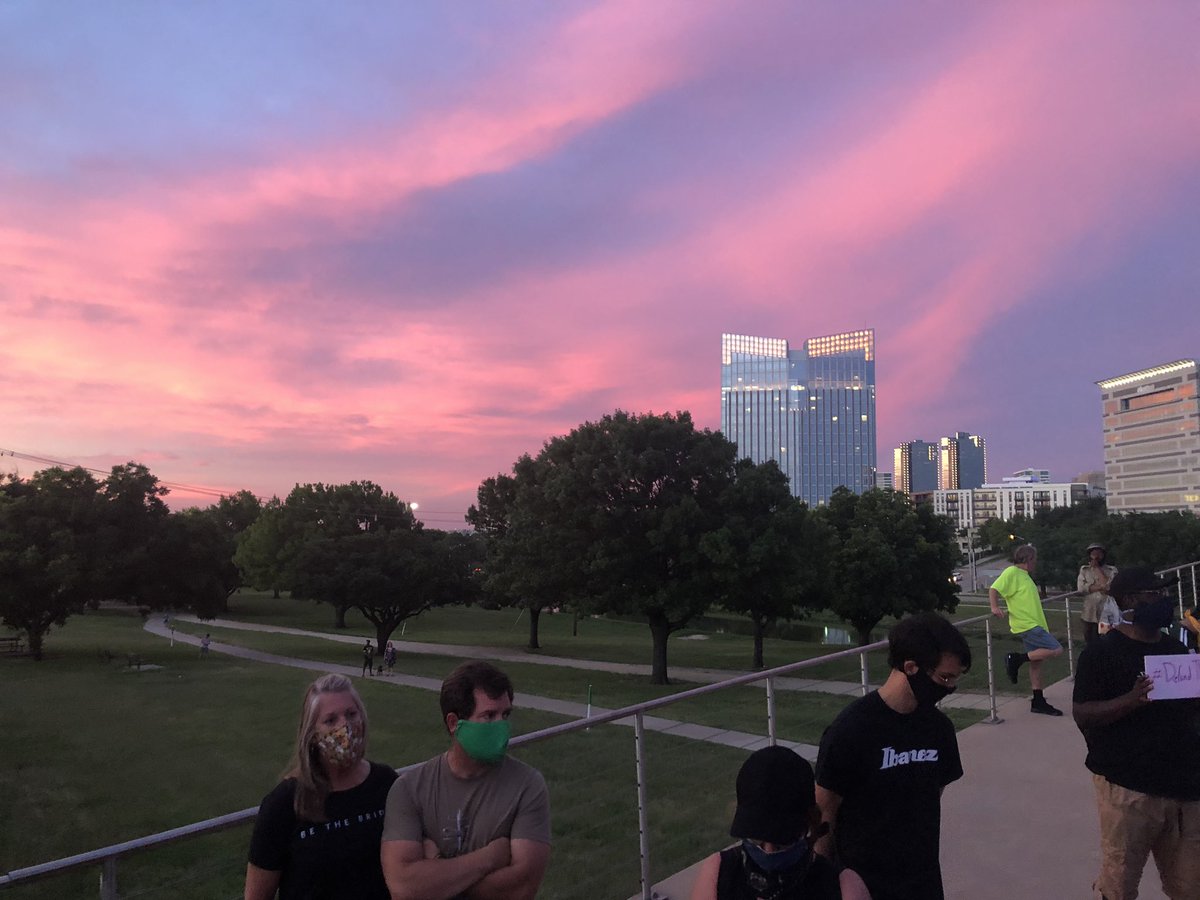 Not the point but there’s a gorgeous sunset in Fort Worth.Standoff continues.