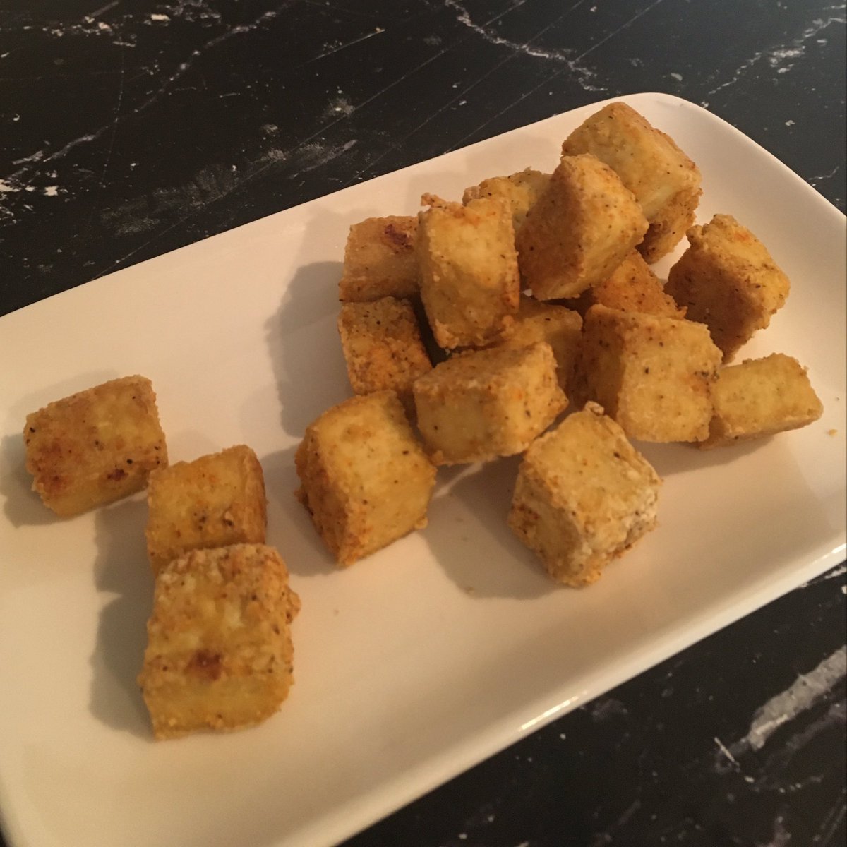 Perfectly Crispy Baked #Tofu from @eyesclosedcooking lives up to its name! Really good! 😎 She has some great tips! Check it out! Post created with gogobox app. 
#cooking #wegat #vegan #vegetarian #wearegoodatthis